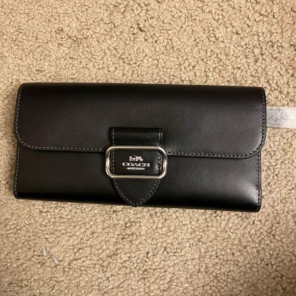 Coach Handbags - NWT Coach Outlet Morgan Slim Wallet